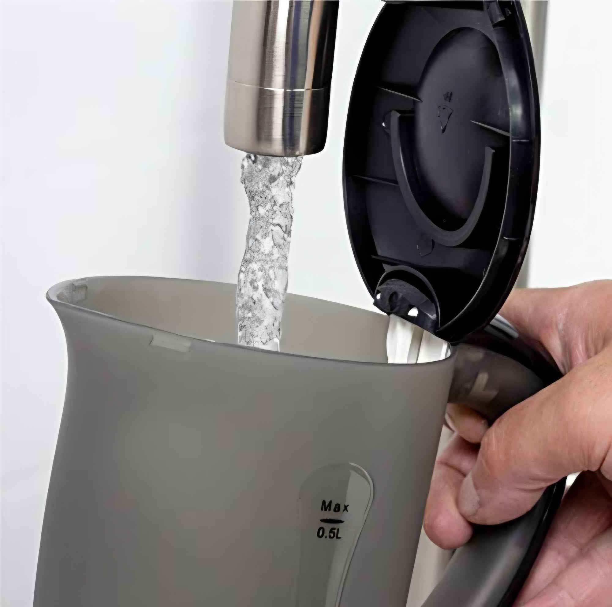 Quest Compact Travel Kettle