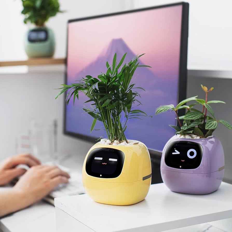 Plantly AI Smart Plant Pot