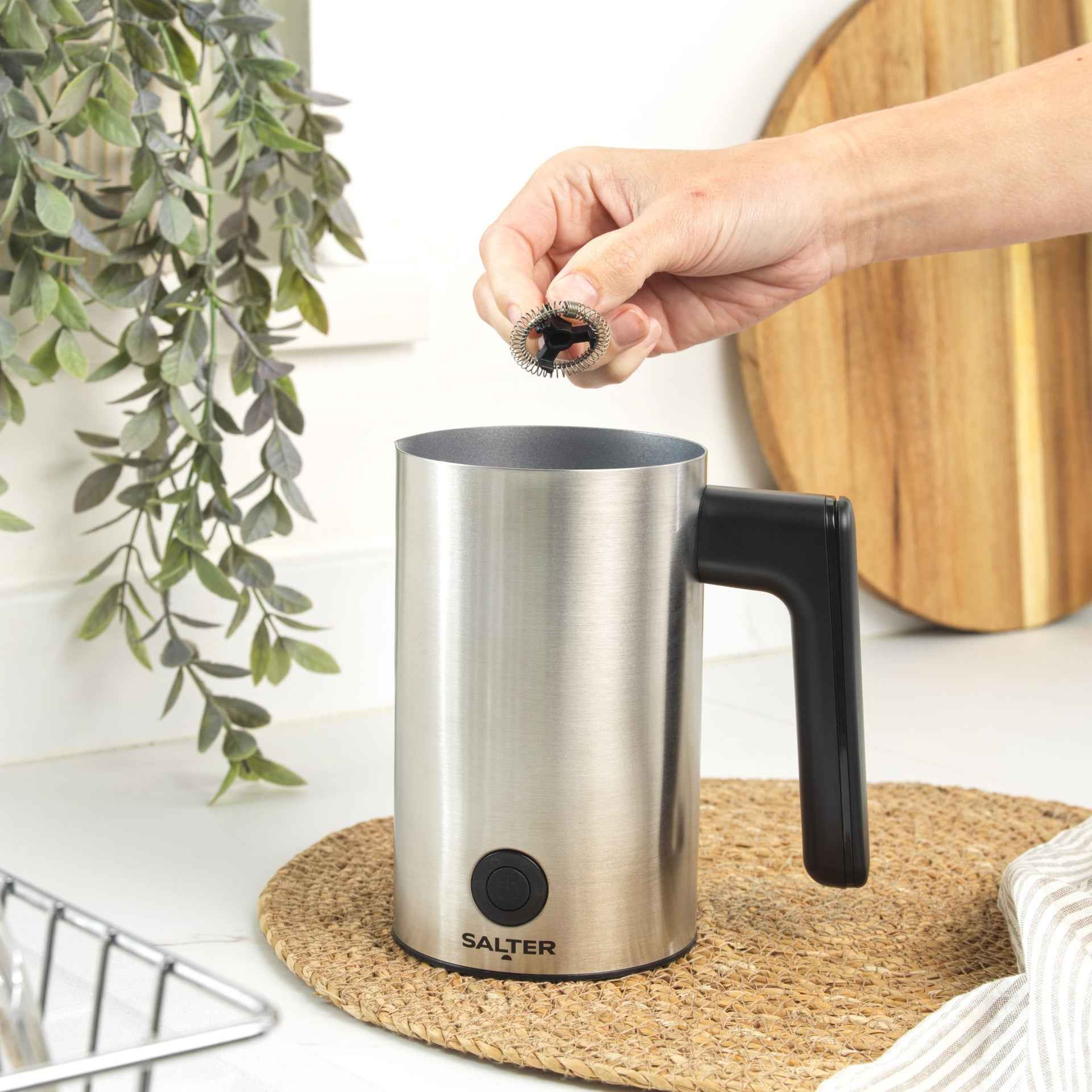 Salter Electric 4 in 1 Milk Frother