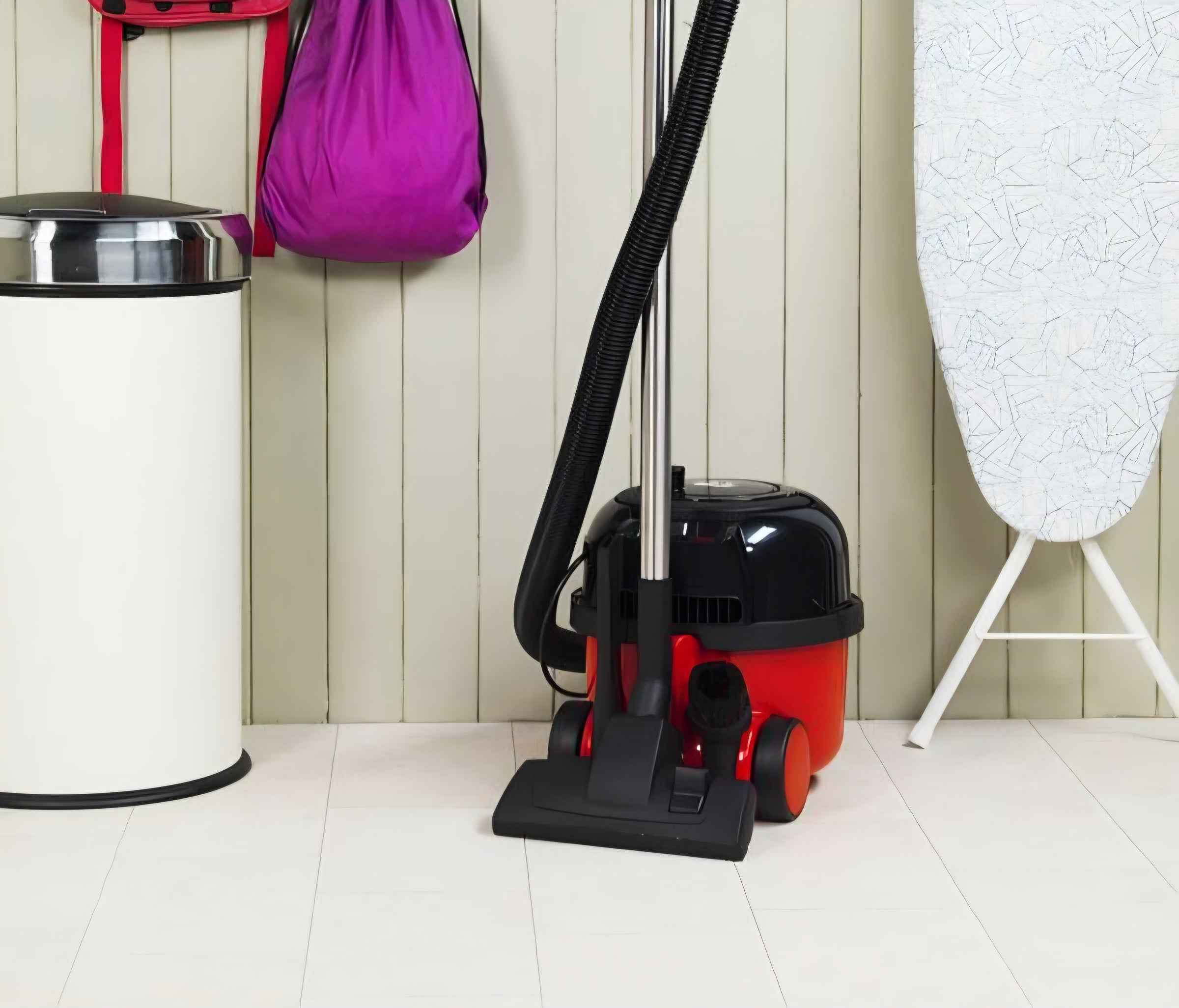 NUMATIC Henry Cylinder Bagged Vacuum Cleaner