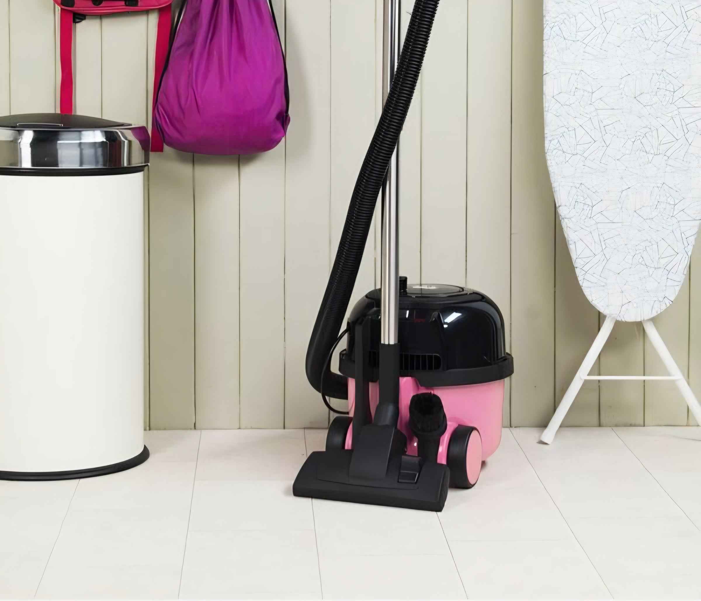 NUMATIC Hetty Cylinder Bagged Vacuum Cleaner
