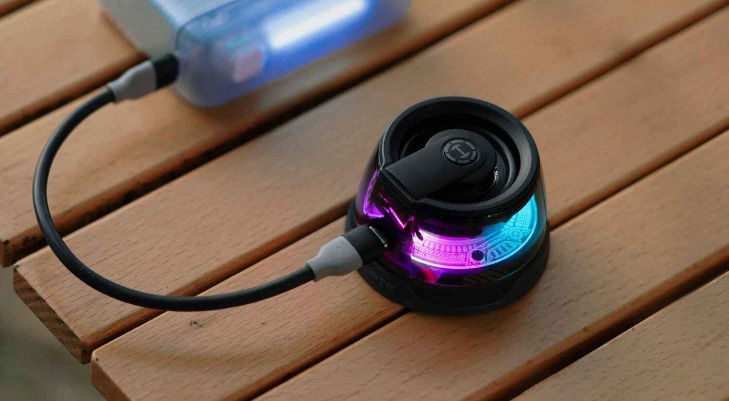 Edifier G200 Bluetooth Magnetic Speakers