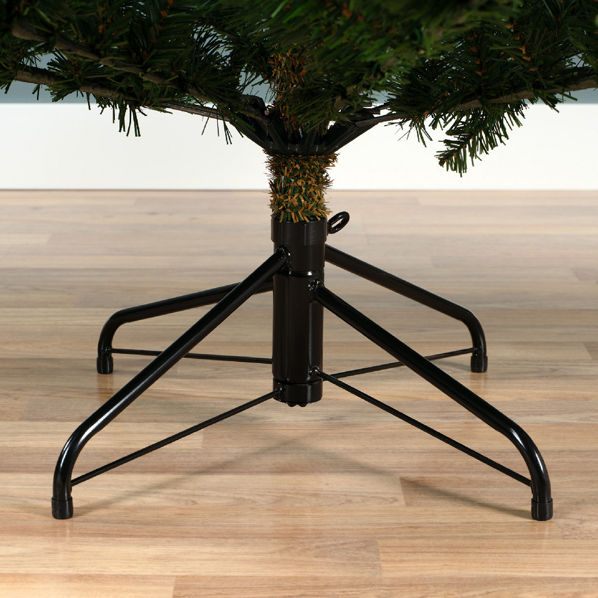Kaemingk Grandis Fir Hinged Tree