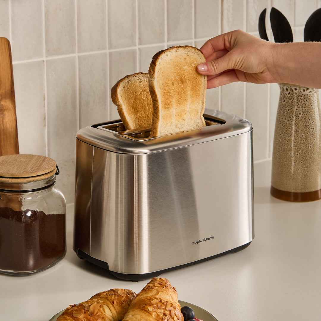 Morphy Richards Equip 2 Slice Toaster