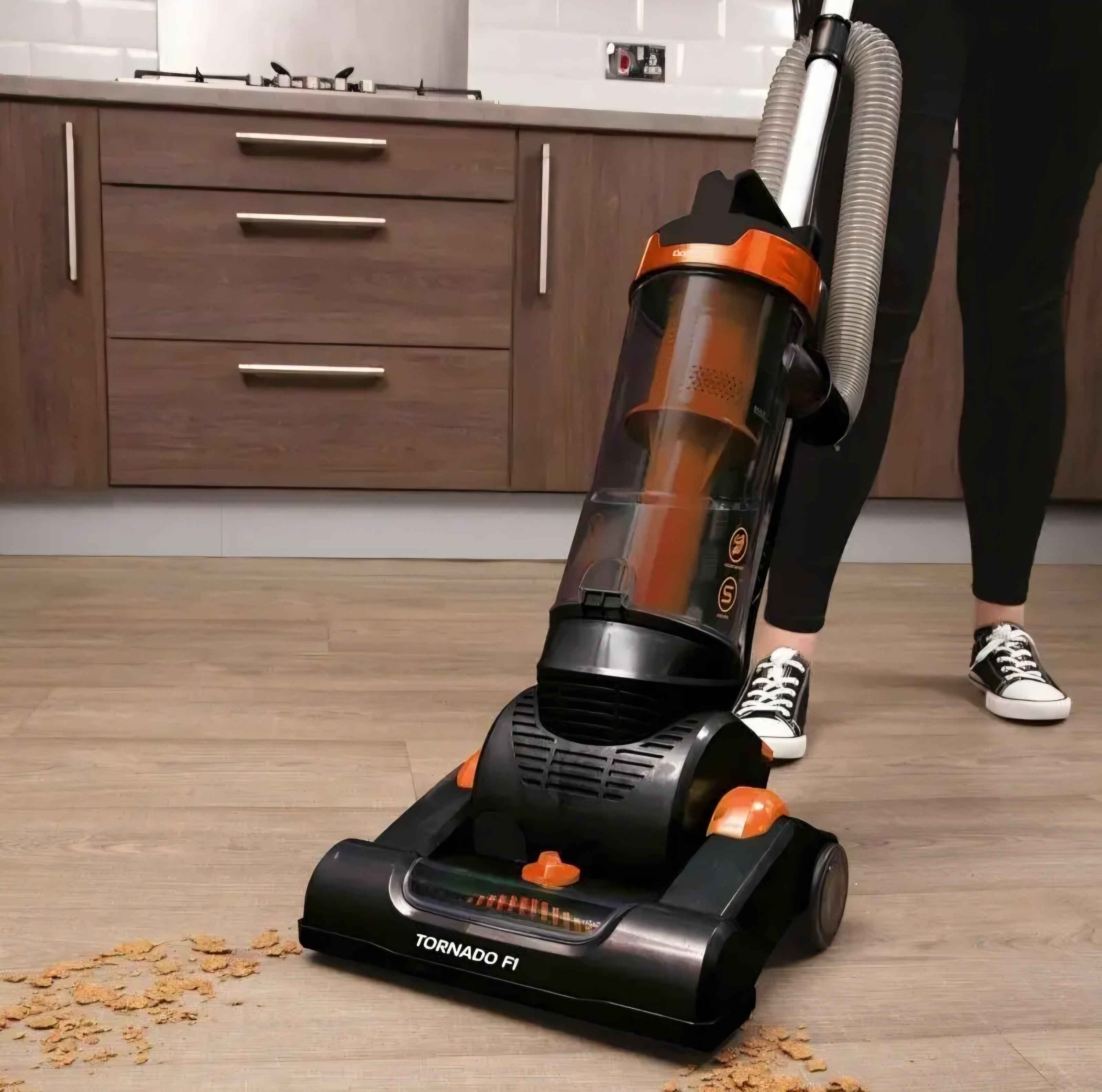 Daewoo Tornado Upright Vacuum Cleaner