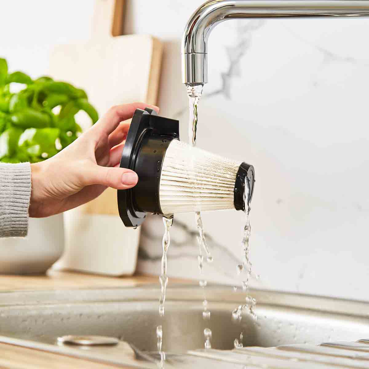 Daewoo Tornado Essential Corded Vacuum