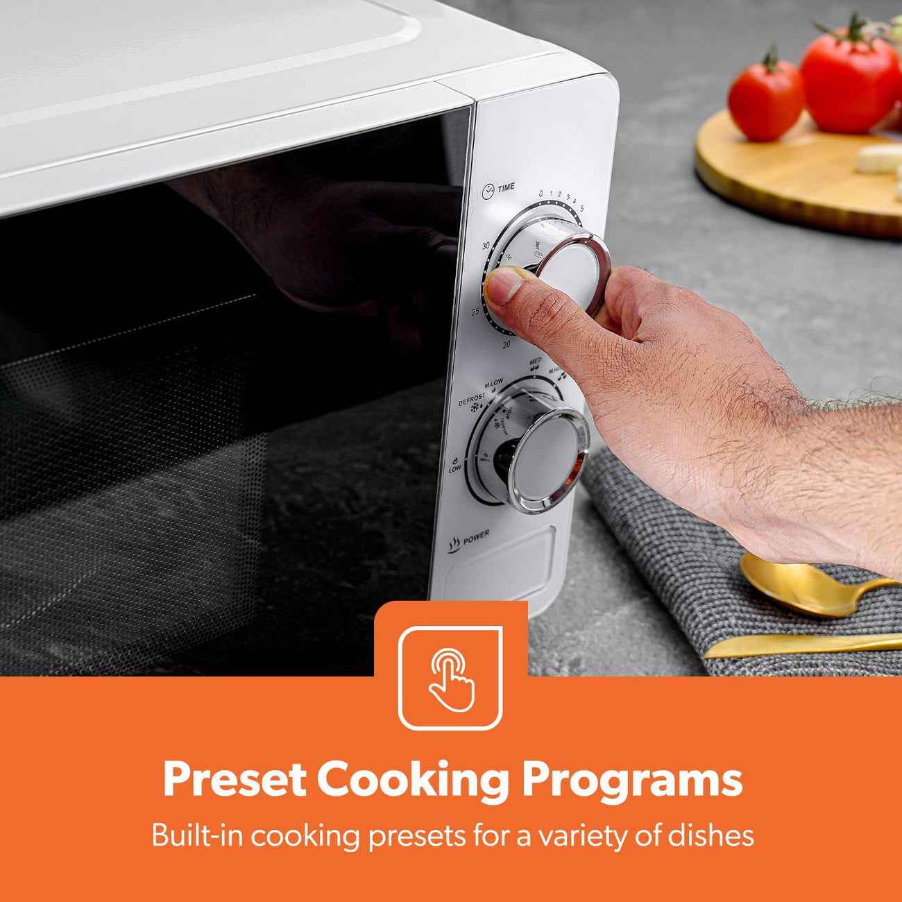 Geepas Manual Freestanding Microwave