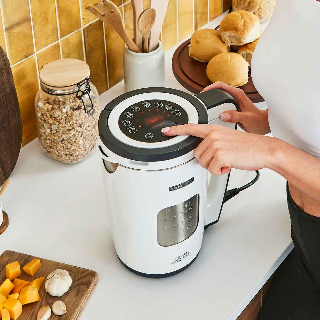 Morphy Richards Total Control Soup Maker