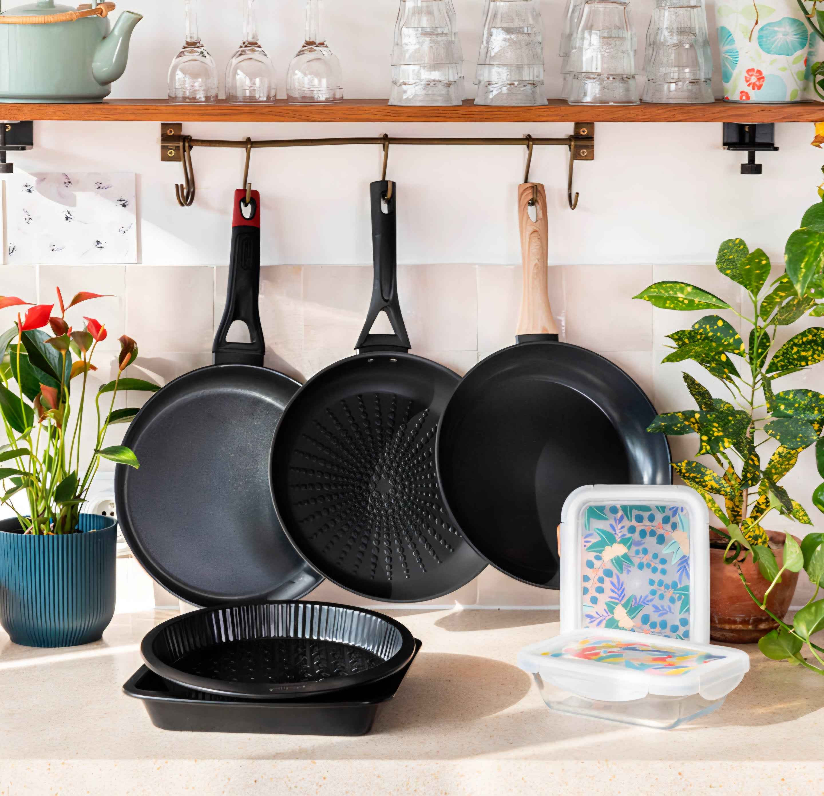 Pyrex Non Stick Frying Pan