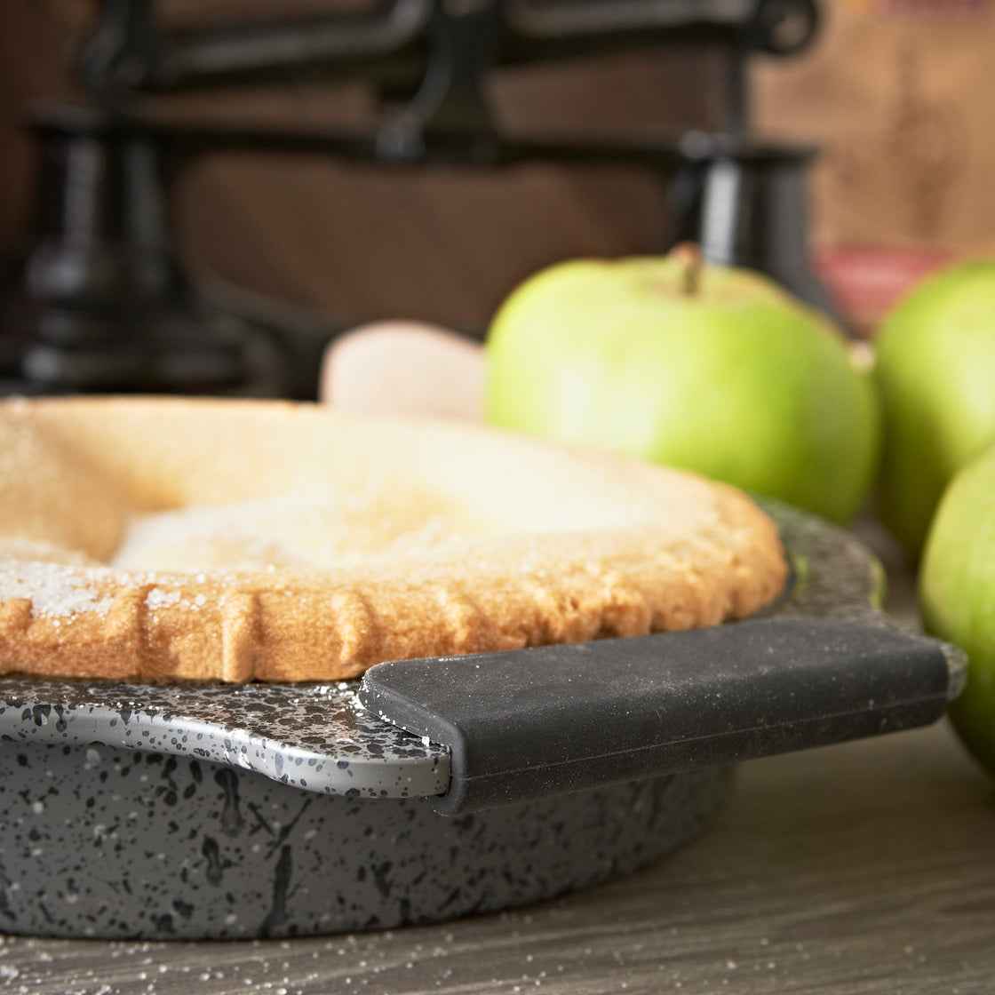 Blackmoor Round Baking Tin