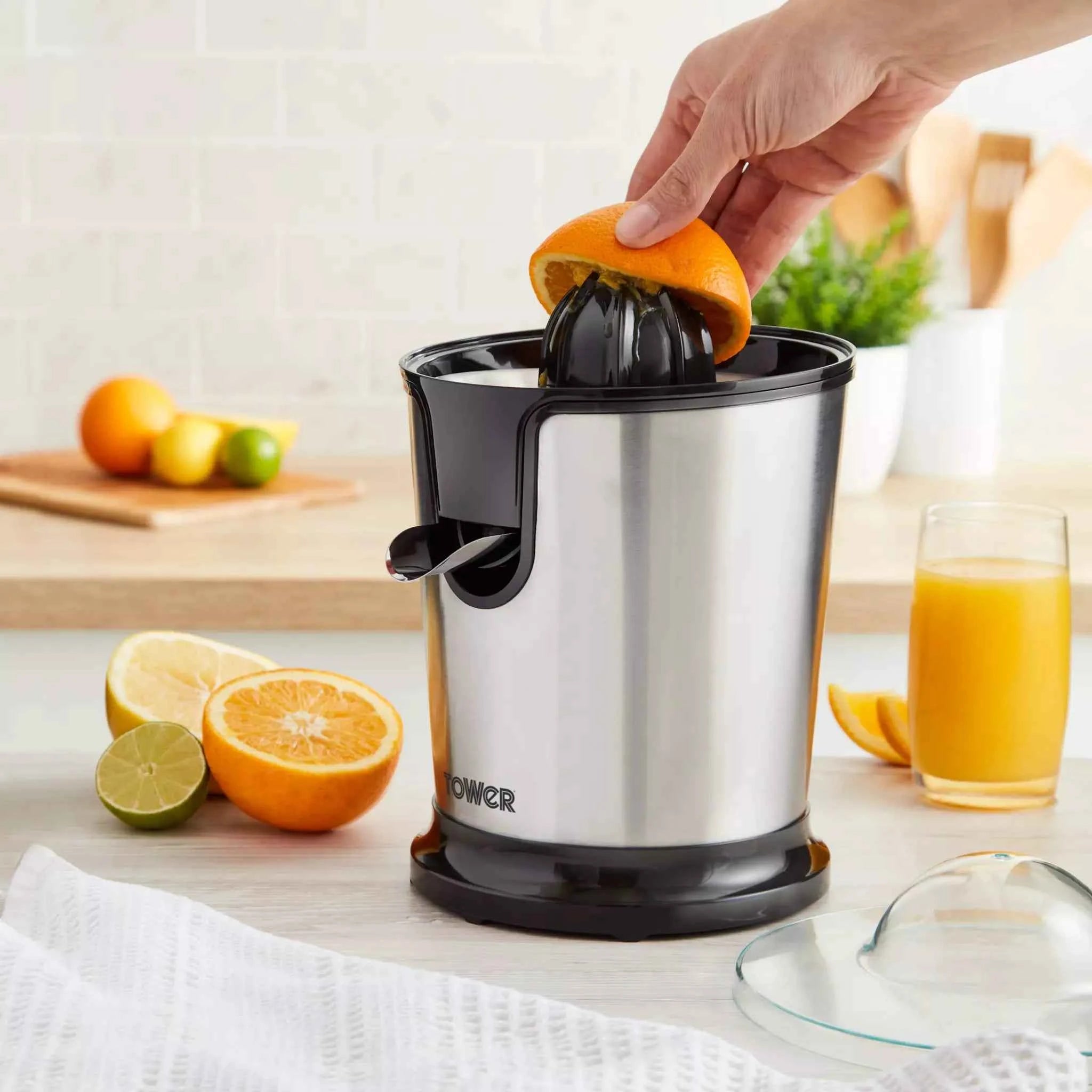 Tower Citrus Freeflow Press Juicer